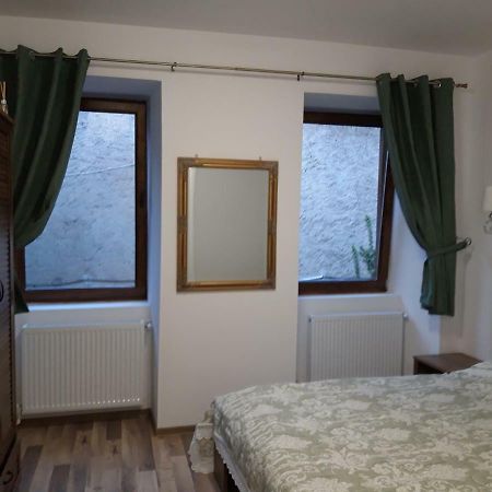 شقة Sara House Bistriţa المظهر الخارجي الصورة