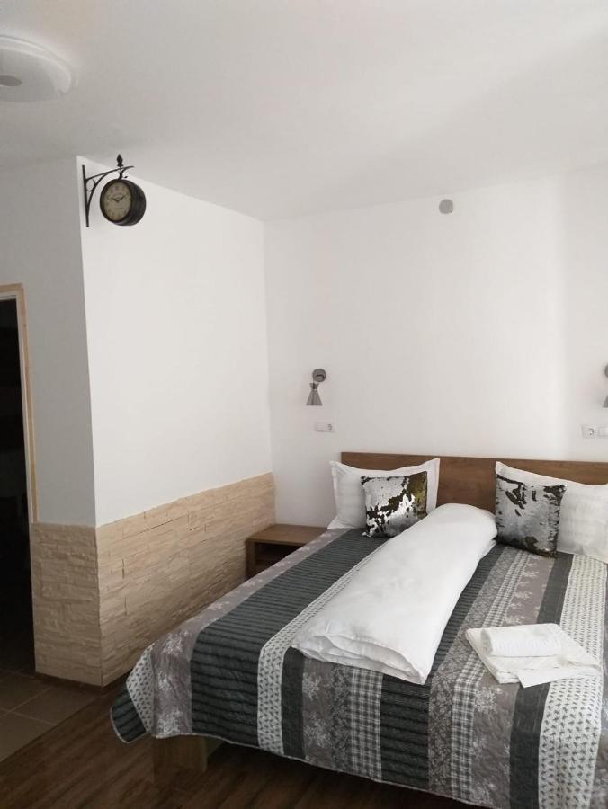 شقة Sara House Bistriţa المظهر الخارجي الصورة