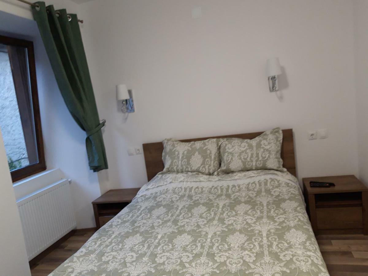 شقة Sara House Bistriţa الغرفة الصورة
